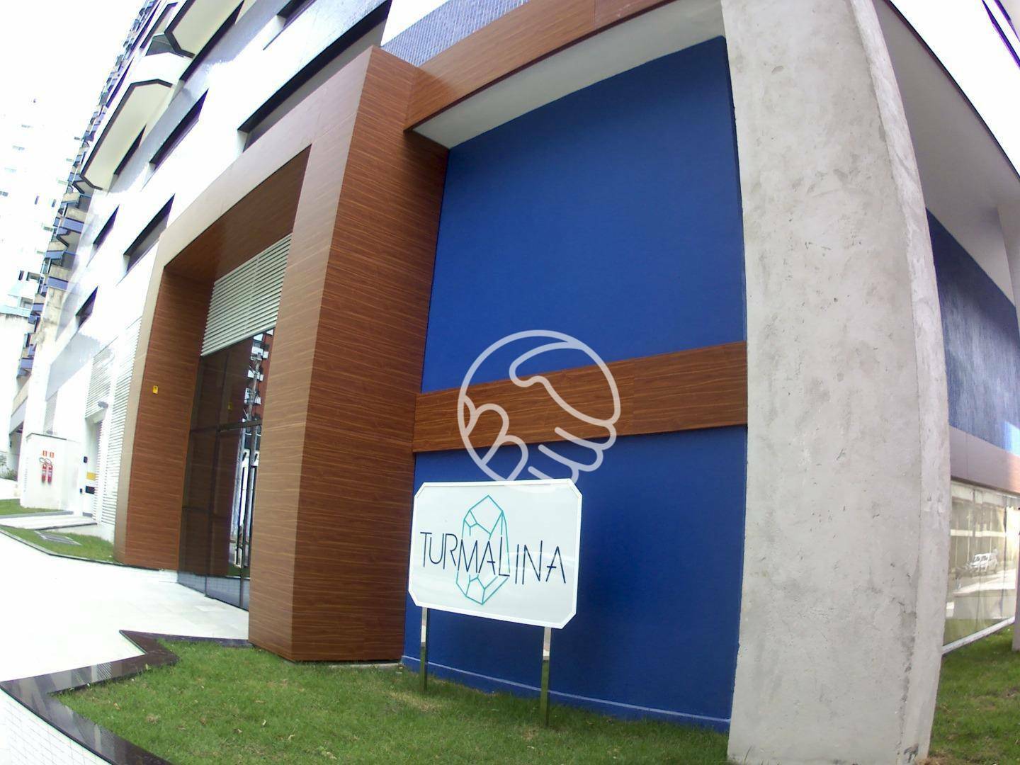 Apartamento para alugar com 2 quartos, 76m² - Foto 30