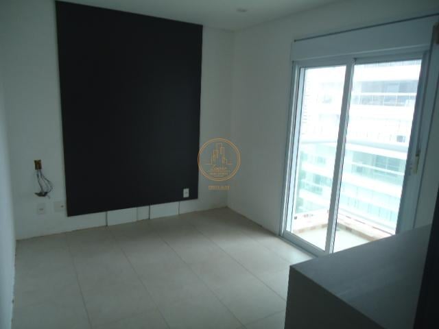 Apartamento à venda com 4 quartos, 191m² - Foto 22