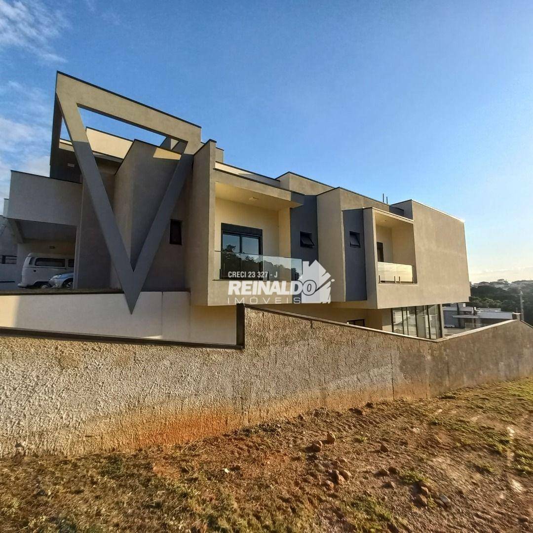 Casa à venda com 3 quartos, 250m² - Foto 7