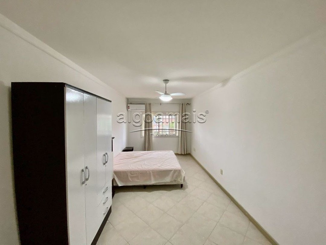 Casa à venda com 4 quartos, 140m² - Foto 16