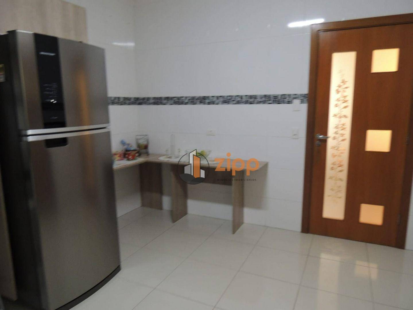 Sobrado à venda com 3 quartos, 140m² - Foto 2