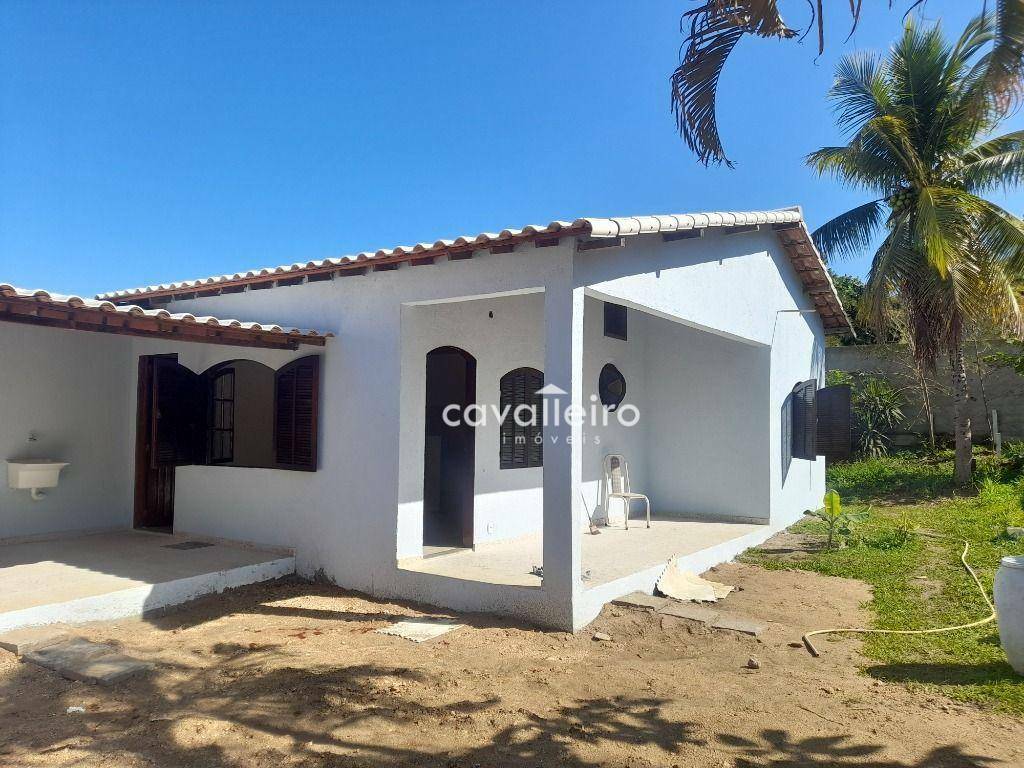 Casa à venda com 2 quartos, 61m² - Foto 2