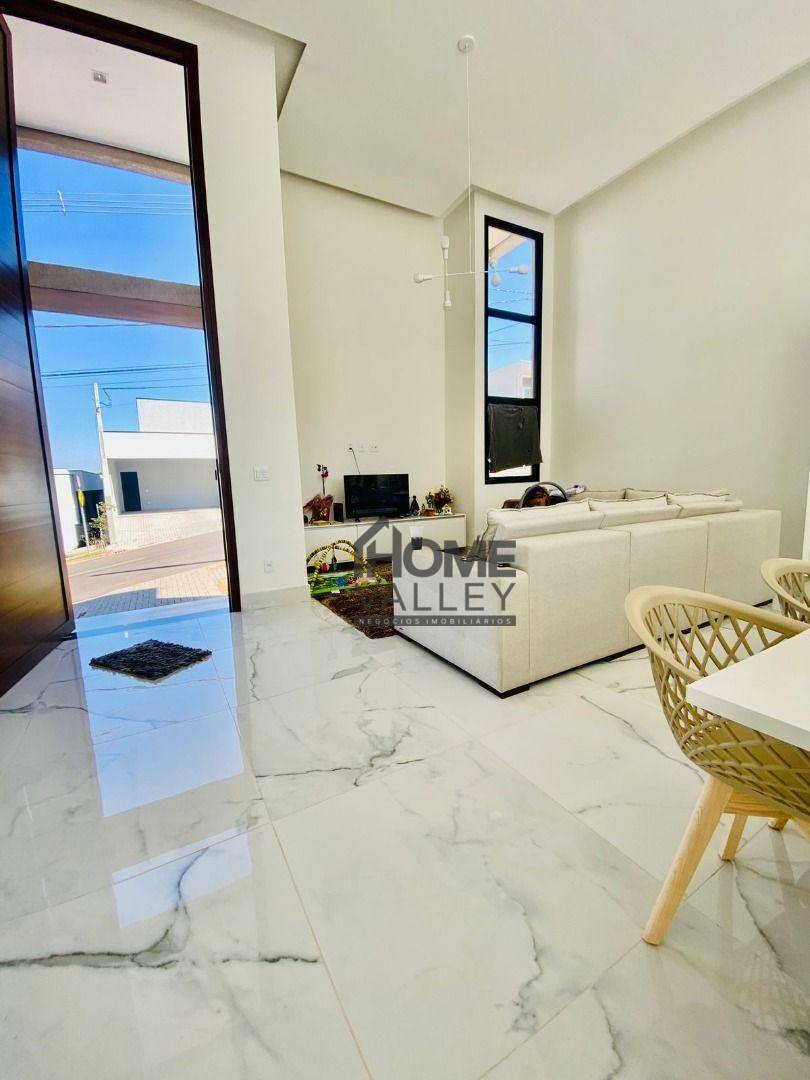 Casa de Condomínio à venda com 3 quartos, 244m² - Foto 3