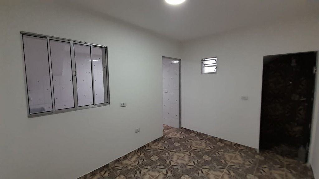 Apartamento para alugar com 1 quarto, 50m² - Foto 18