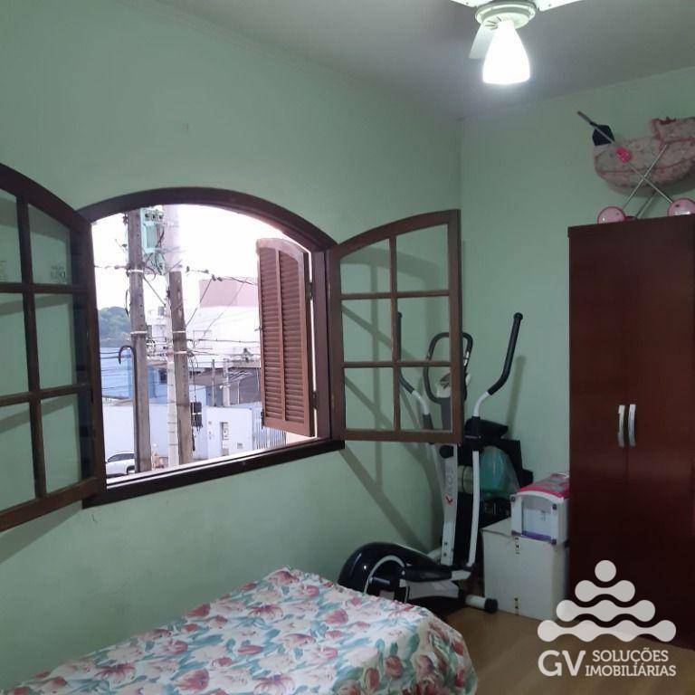 Casa à venda com 2 quartos, 110m² - Foto 5