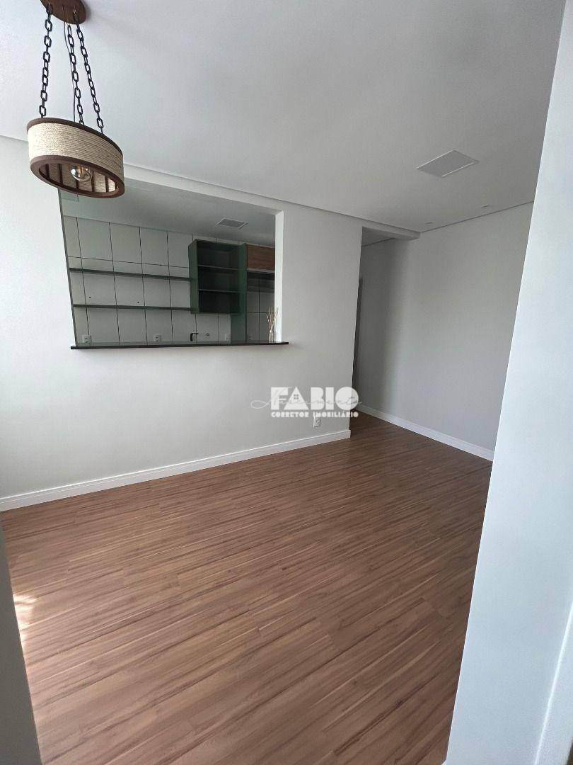 Apartamento à venda com 2 quartos, 47m² - Foto 4