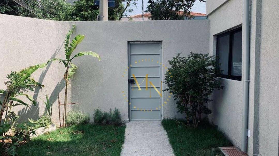 Sobrado à venda e aluguel com 3 quartos, 200m² - Foto 35