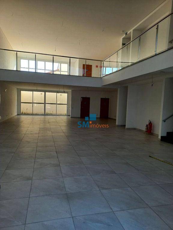 Prédio Inteiro para alugar, 695m² - Foto 1