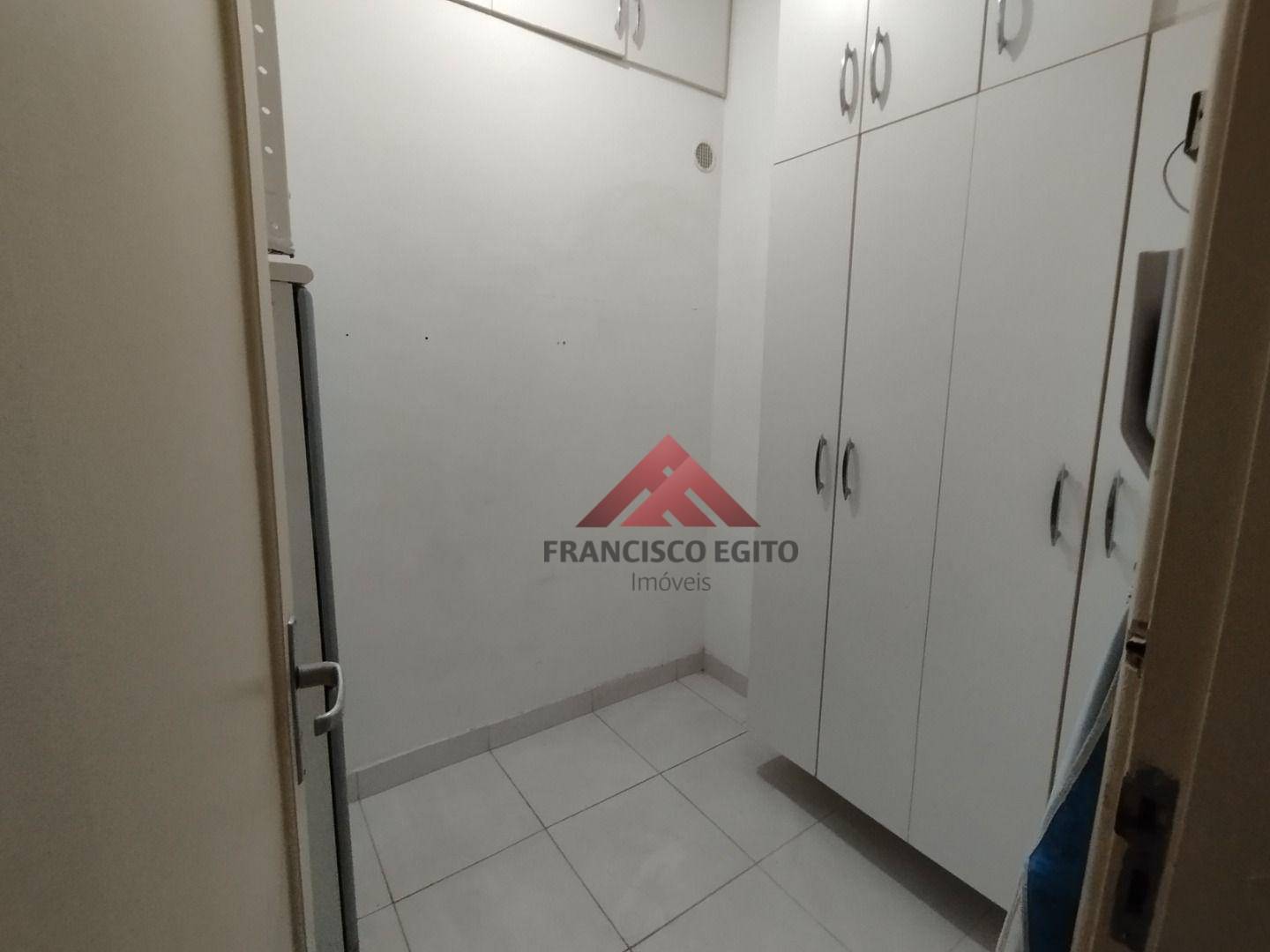 Apartamento à venda com 3 quartos, 130m² - Foto 24