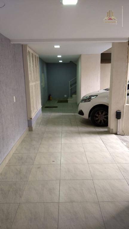 Apartamento à venda com 2 quartos, 60m² - Foto 24