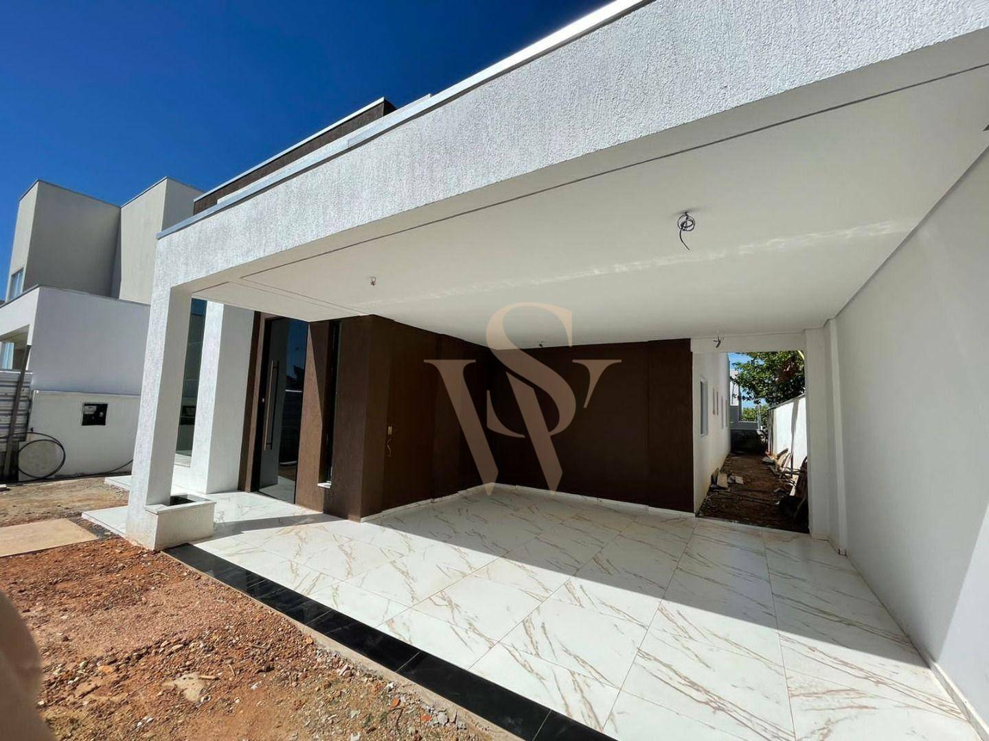 Casa à venda com 3 quartos, 203m² - Foto 1