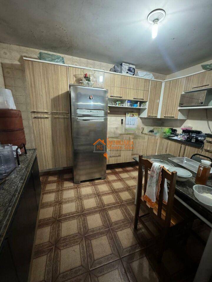 Sobrado à venda com 3 quartos, 152m² - Foto 3