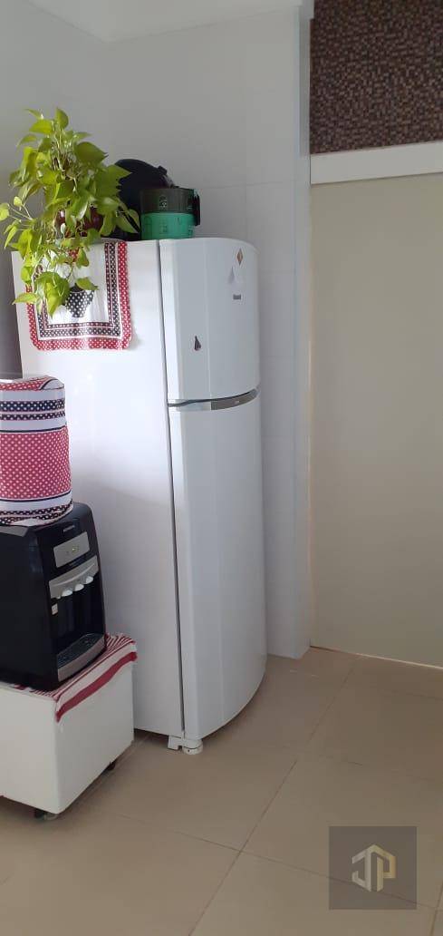 Apartamento à venda com 3 quartos, 94m² - Foto 5