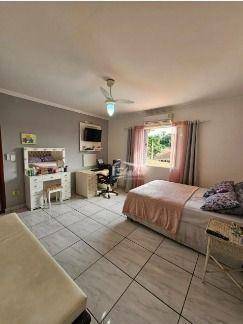 Sobrado à venda com 4 quartos, 200m² - Foto 13