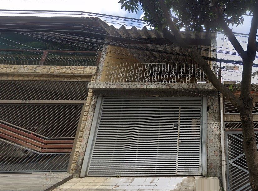 Sobrado à venda com 3 quartos, 250m² - Foto 1