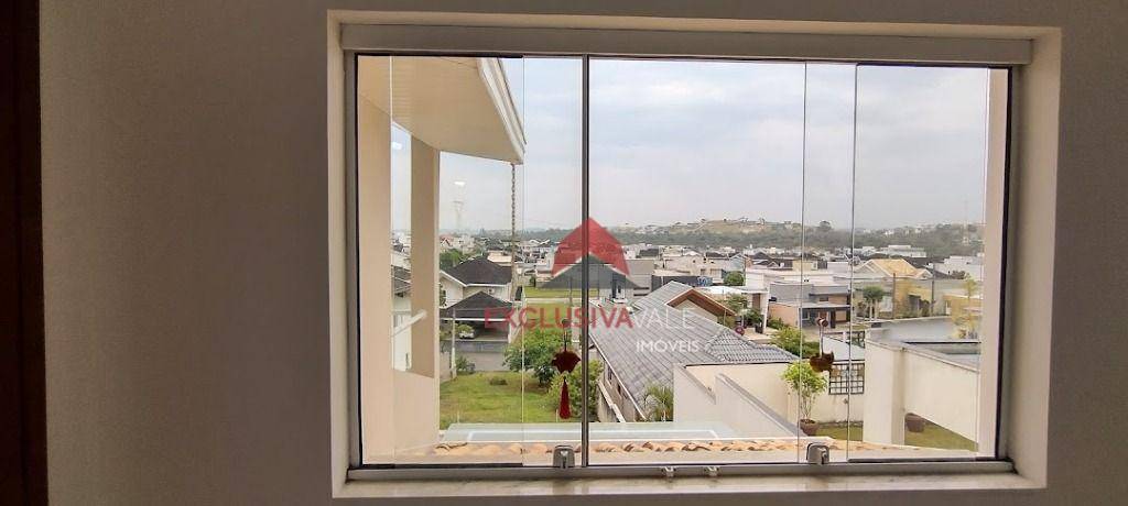 Casa de Condomínio à venda com 4 quartos, 253m² - Foto 6