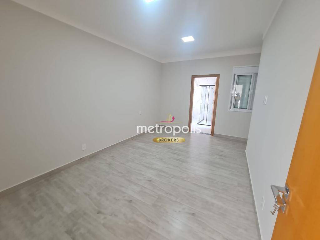 Sobrado à venda com 3 quartos, 300m² - Foto 11