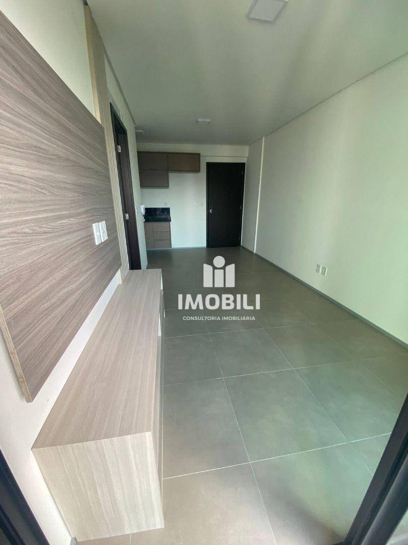 Apartamento à venda com 1 quarto, 40m² - Foto 9