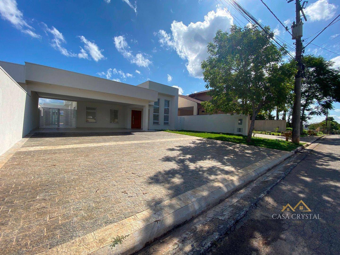 Casa de Condomínio à venda com 3 quartos, 266m² - Foto 2