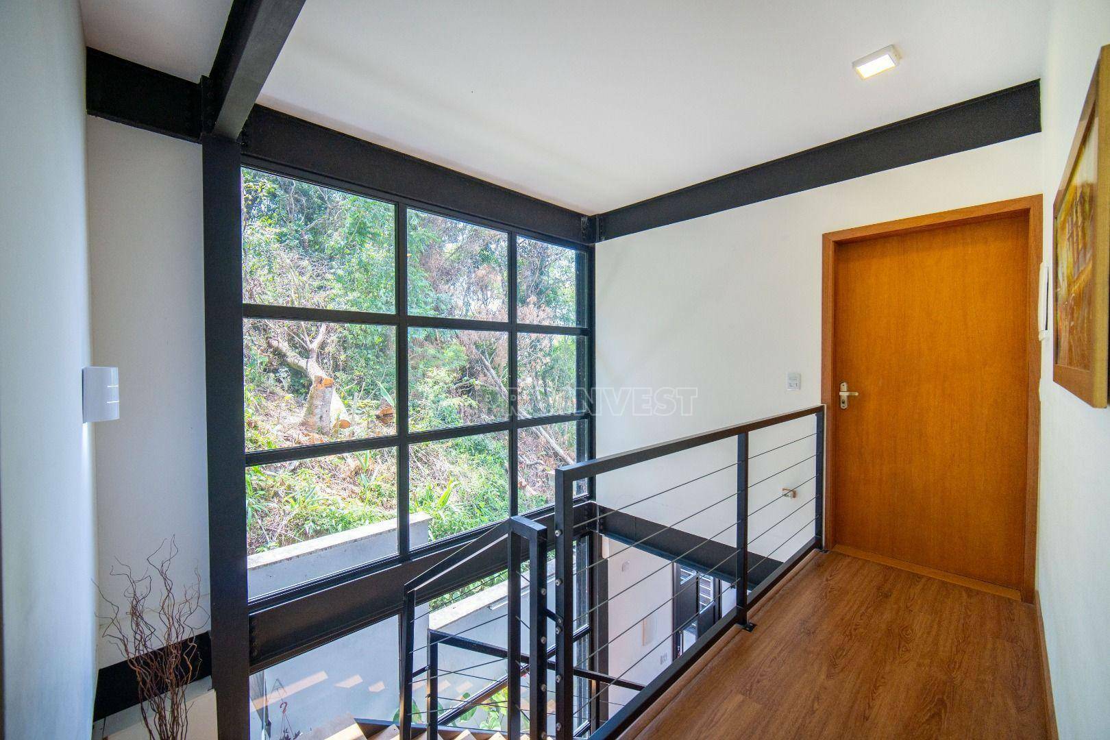 Casa de Condomínio à venda com 4 quartos, 308m² - Foto 13