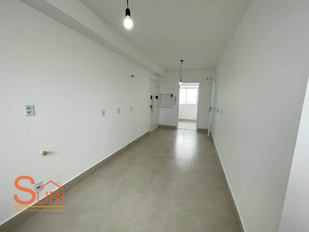 Apartamento à venda com 4 quartos, 181m² - Foto 8