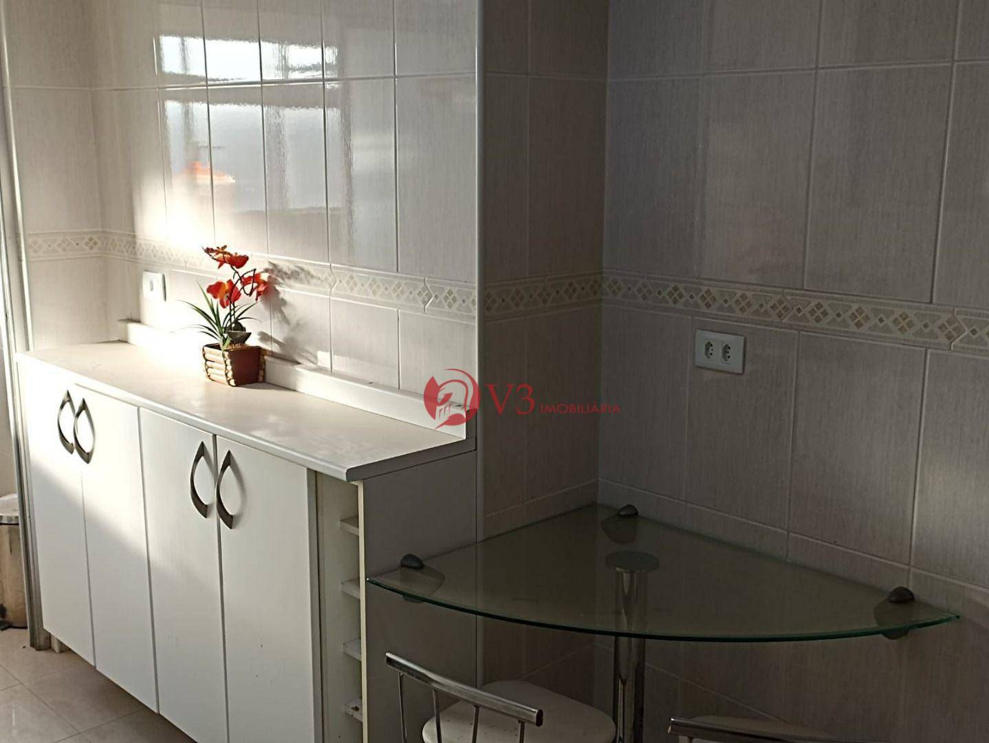 Apartamento à venda com 2 quartos, 62m² - Foto 27