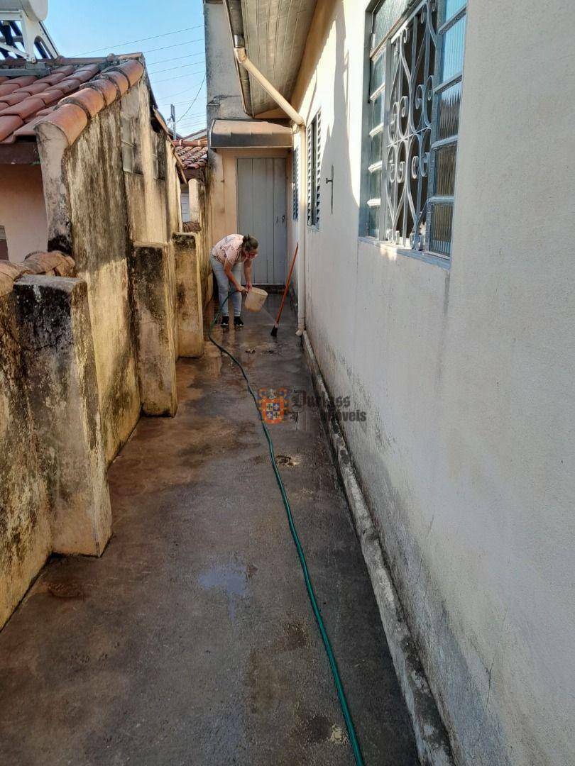 Casa à venda com 2 quartos, 100m² - Foto 10