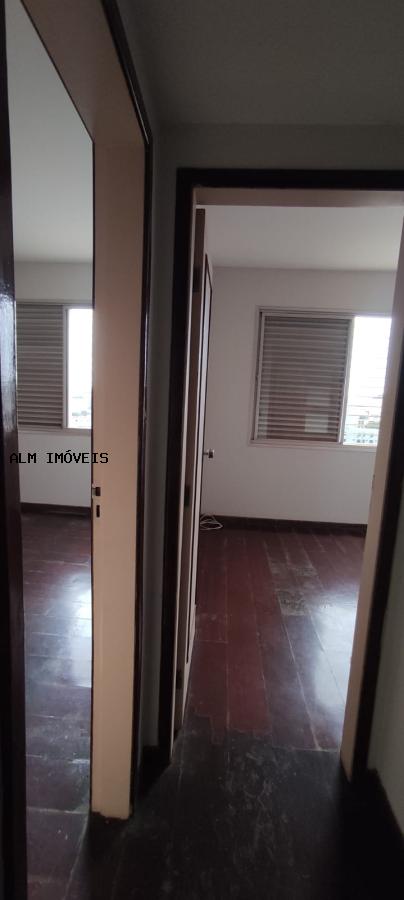 Apartamento à venda com 3 quartos, 130m² - Foto 12