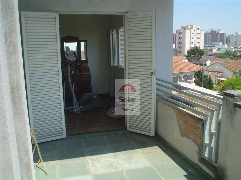 Casa à venda com 3 quartos, 300m² - Foto 32