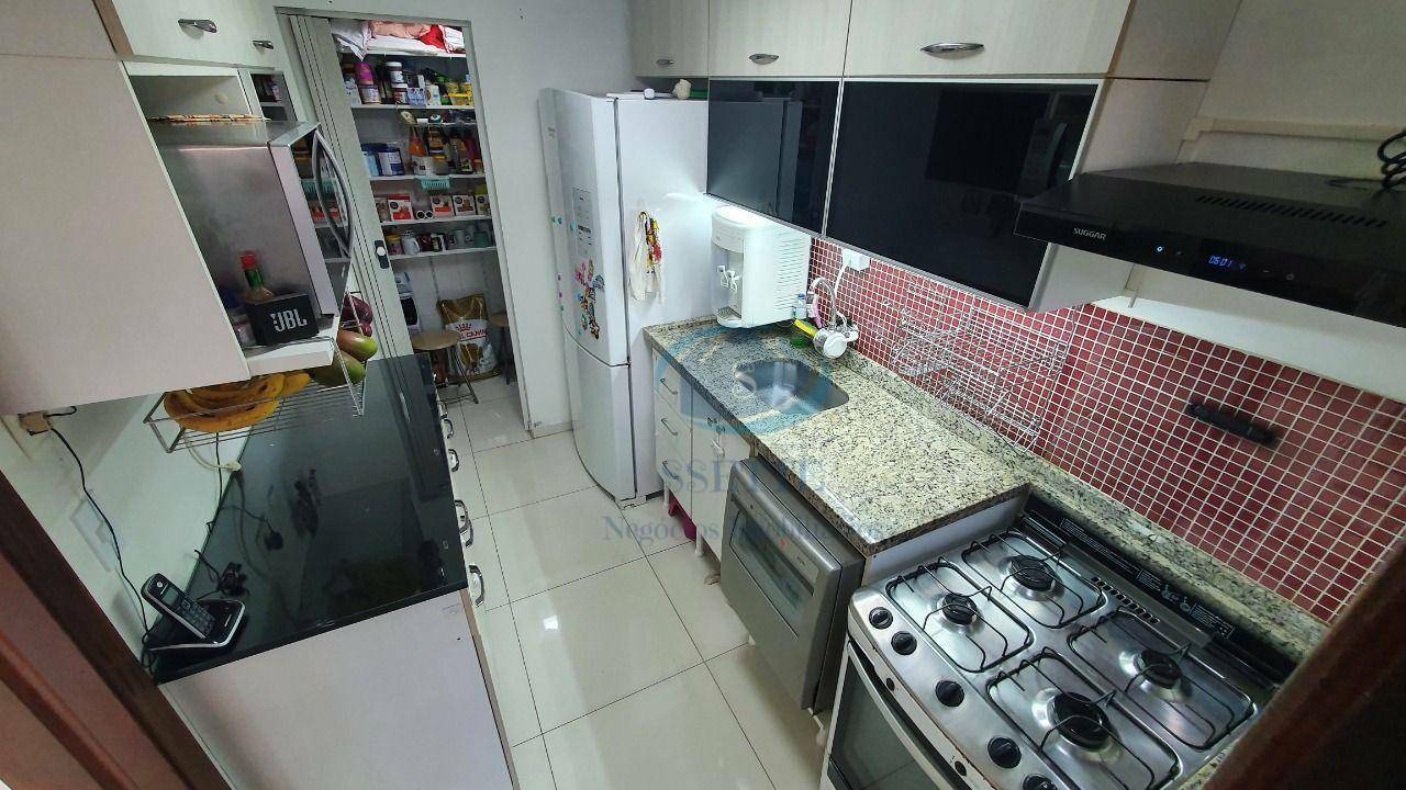 Sobrado à venda com 3 quartos, 100m² - Foto 14