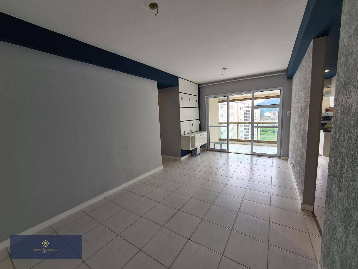 Apartamento à venda com 2 quartos, 77m² - Foto 22