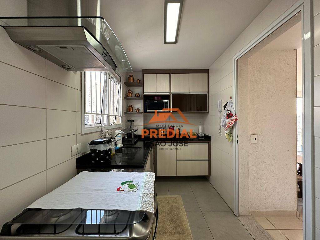 Apartamento à venda com 3 quartos, 90m² - Foto 8