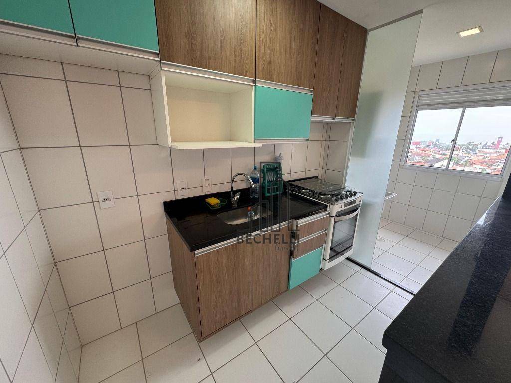 Apartamento à venda com 2 quartos, 66m² - Foto 4