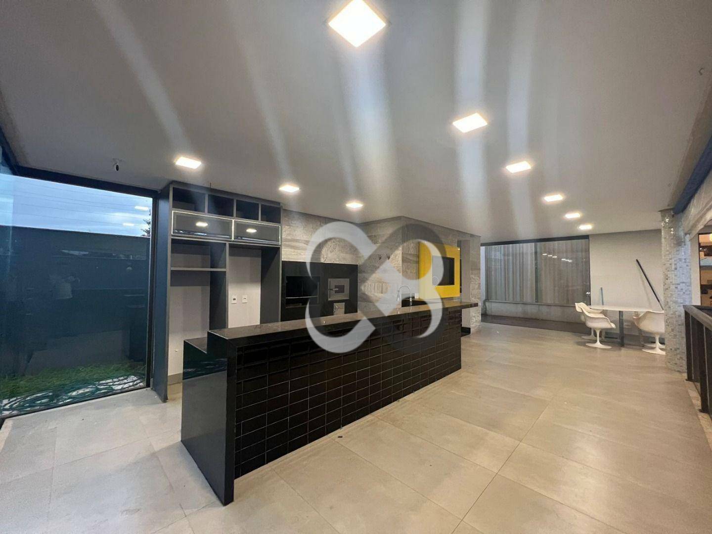 Casa à venda com 4 quartos, 450m² - Foto 10