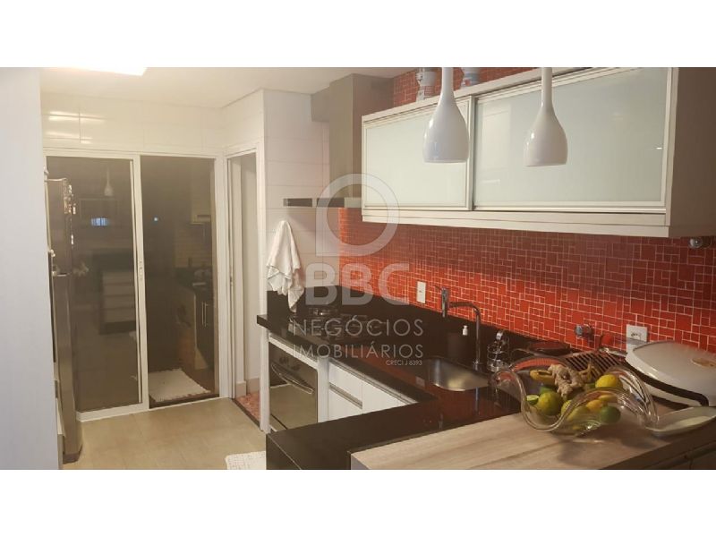 Apartamento à venda com 3 quartos, 145m² - Foto 8