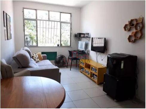 Apartamento à venda com 2 quartos, 90m² - Foto 1