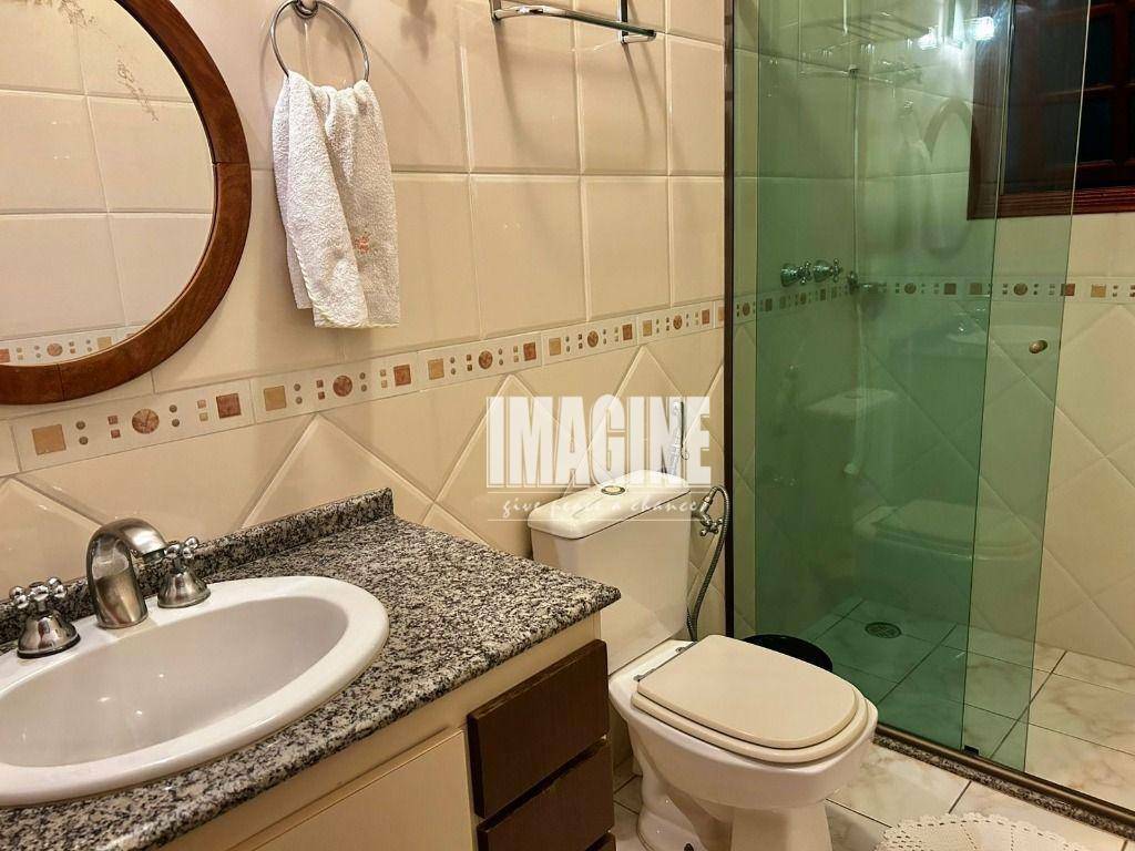 Sobrado à venda com 3 quartos, 218m² - Foto 16