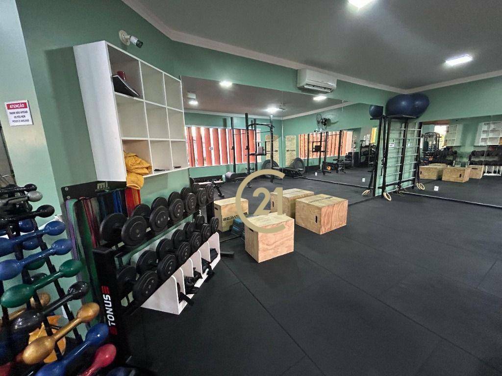 Casa de Condomínio à venda e aluguel com 3 quartos, 278m² - Foto 23