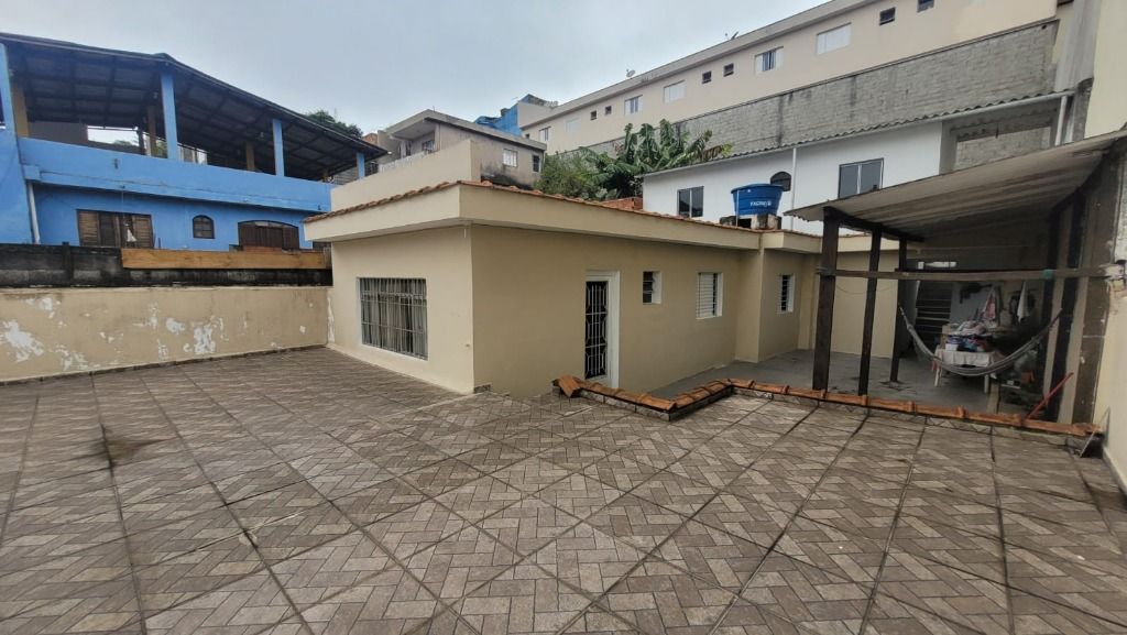 Casa à venda com 4 quartos, 143m² - Foto 6