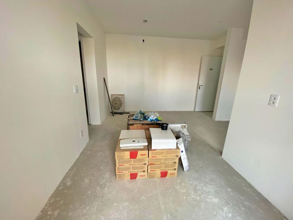 Apartamento à venda com 2 quartos, 62m² - Foto 3