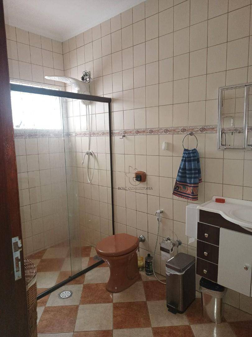 Sobrado à venda com 3 quartos, 300m² - Foto 17