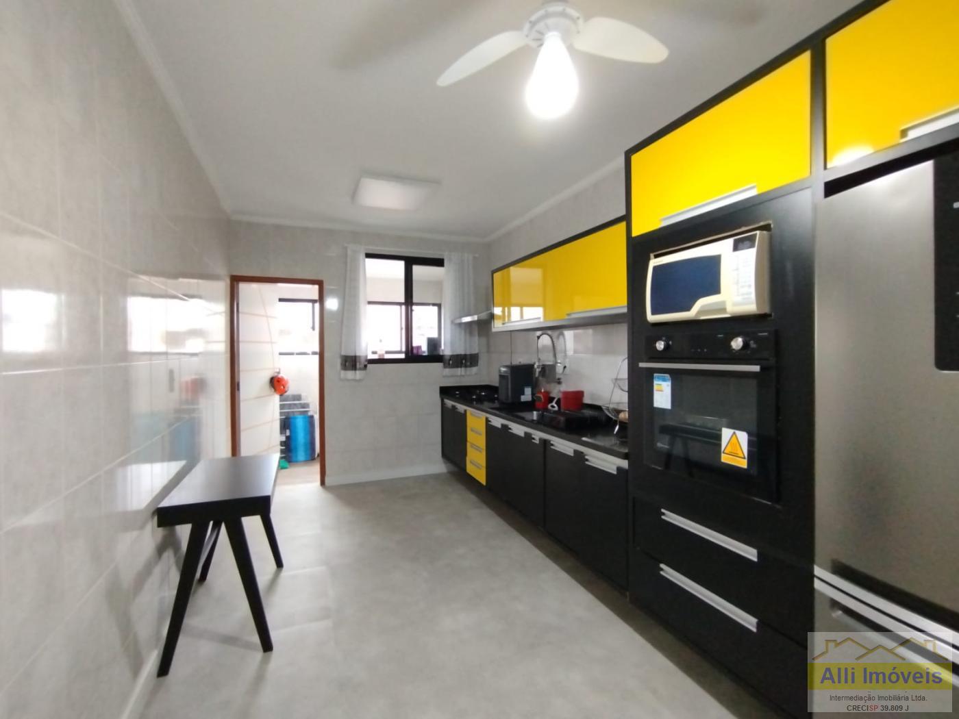 Apartamento para alugar com 3 quartos, 130m² - Foto 10