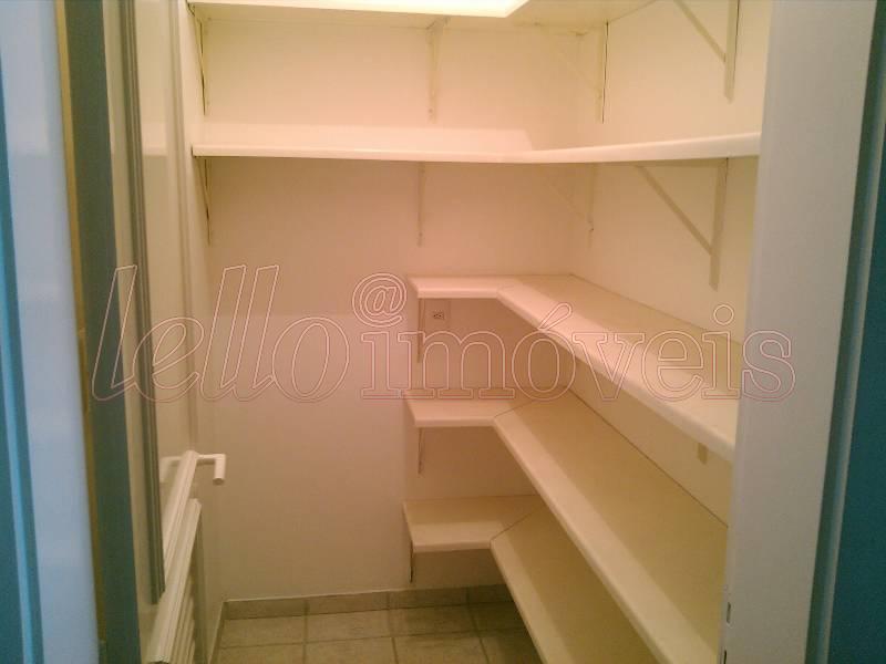 Apartamento para alugar com 4 quartos, 240m² - Foto 12