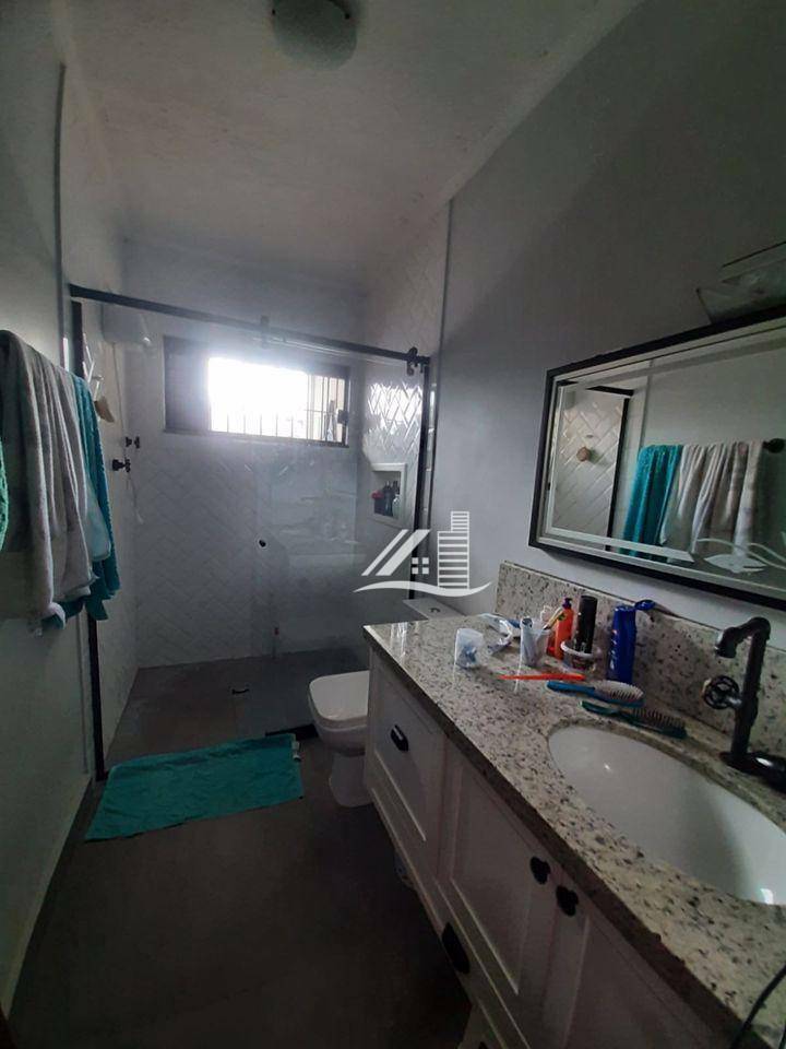 Sobrado à venda com 3 quartos, 212m² - Foto 40