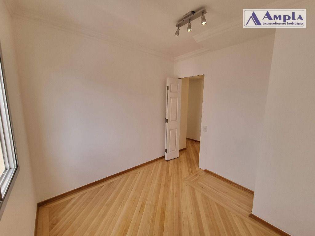 Apartamento à venda com 3 quartos, 86m² - Foto 18