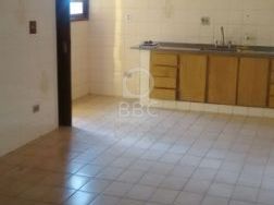 Casa para alugar com 3 quartos, 300m² - Foto 13