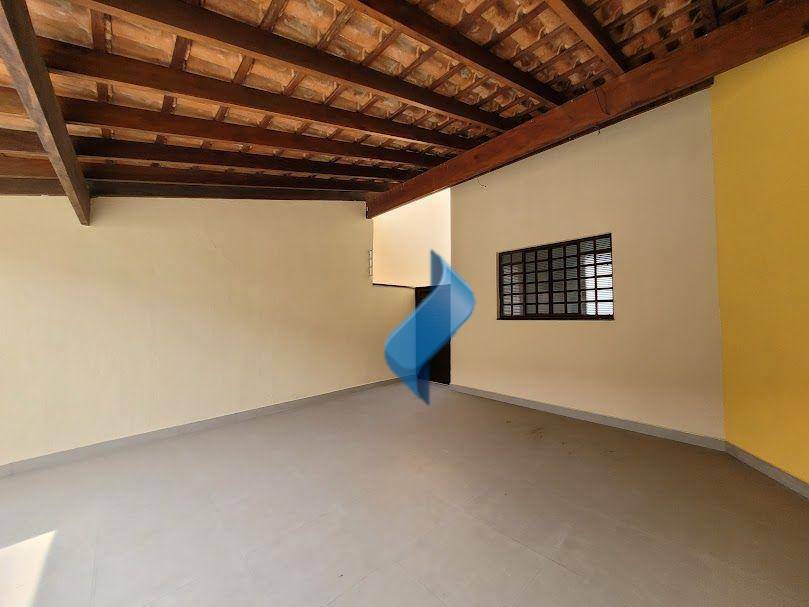 Casa para alugar com 3 quartos, 107m² - Foto 3