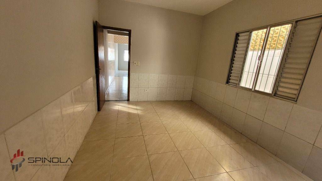 Casa à venda com 1 quarto, 70m² - Foto 13