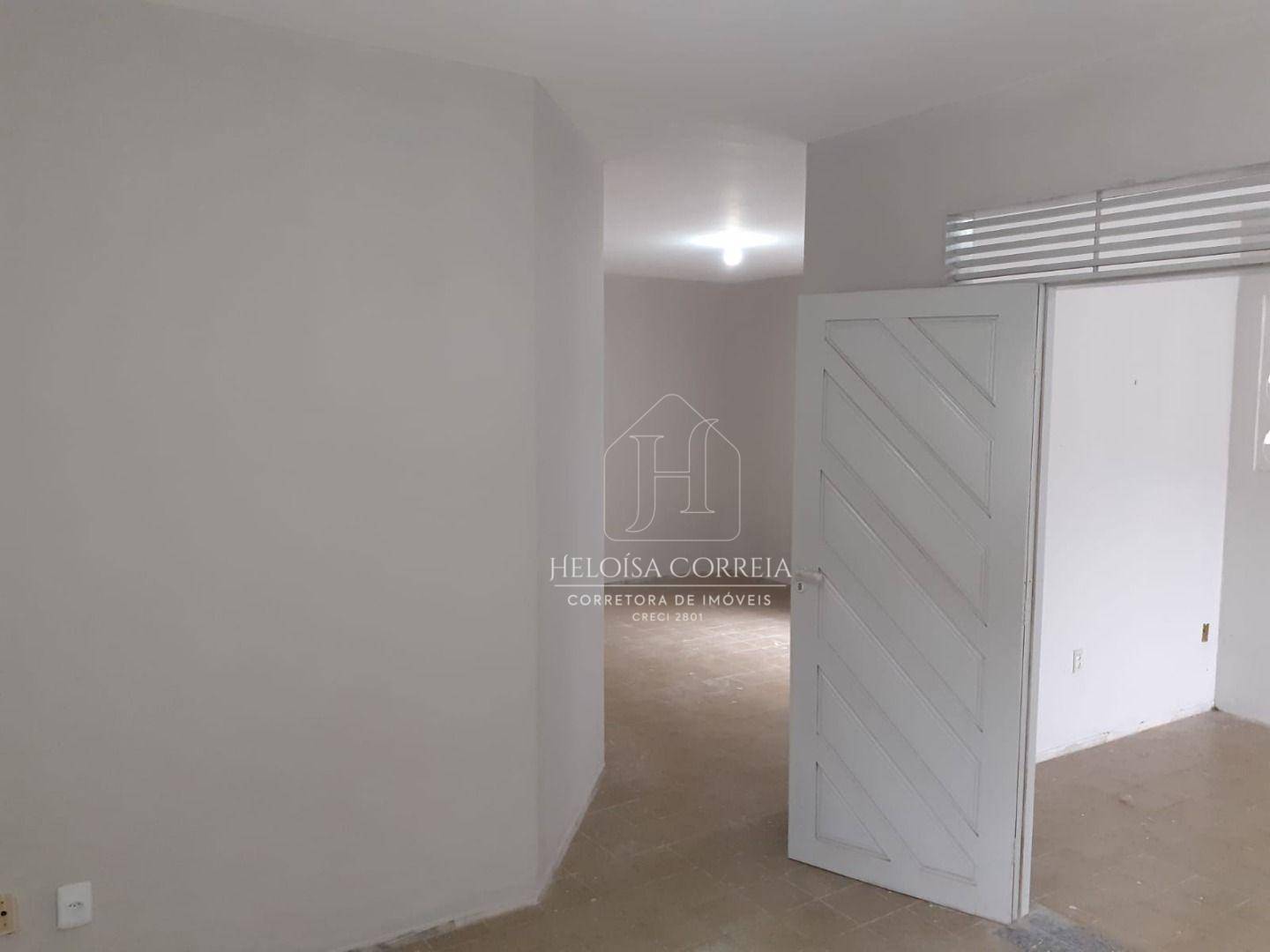 Casa para alugar com 3 quartos, 290m² - Foto 8