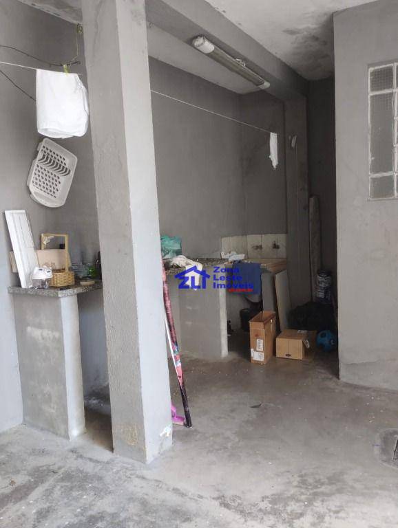 Sobrado à venda com 2 quartos, 128m² - Foto 27